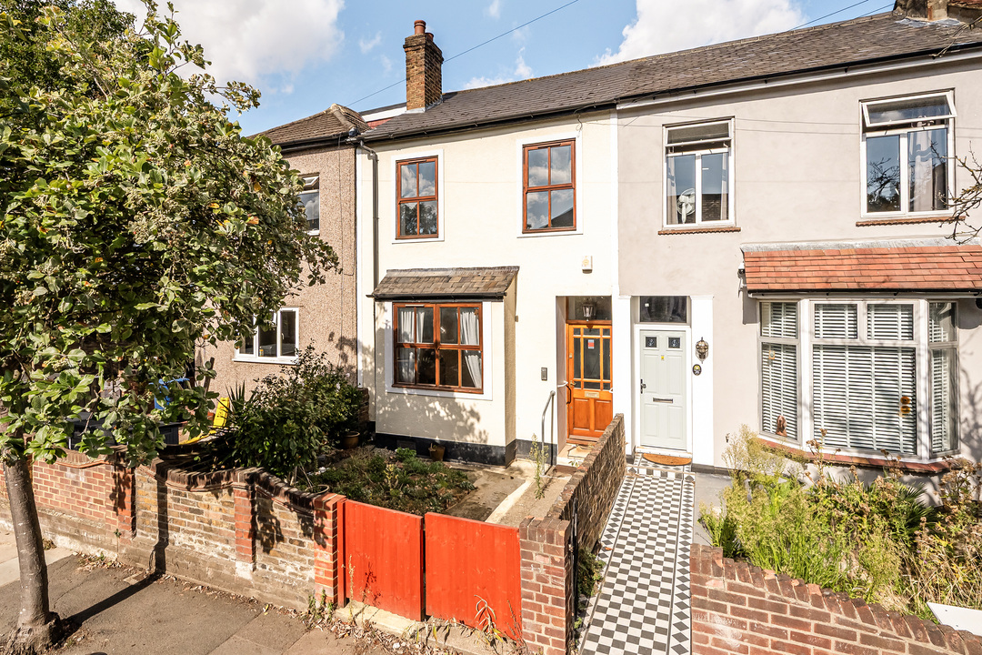4 bed terraced house for sale in Rosebank Road, Hanwell, W7 2