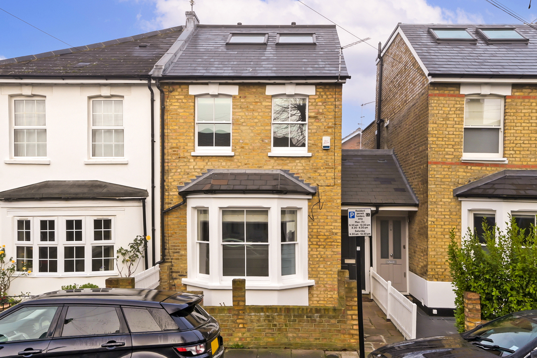 4 bed semi-detached house to rent in Glebe Street, London  - Property Image 10