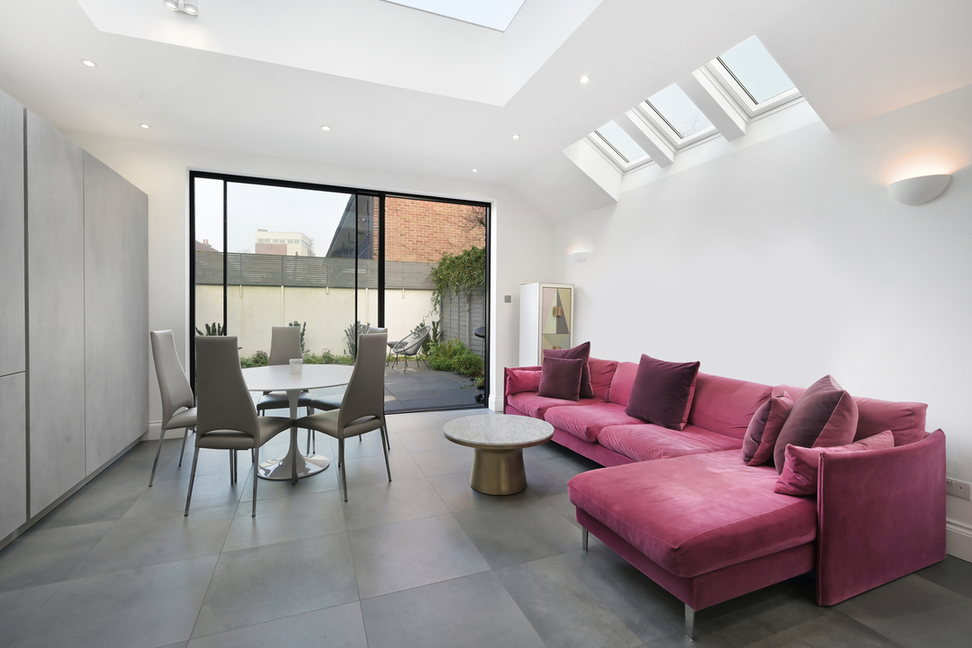 4 bed semi-detached house to rent in Glebe Street, London  - Property Image 1