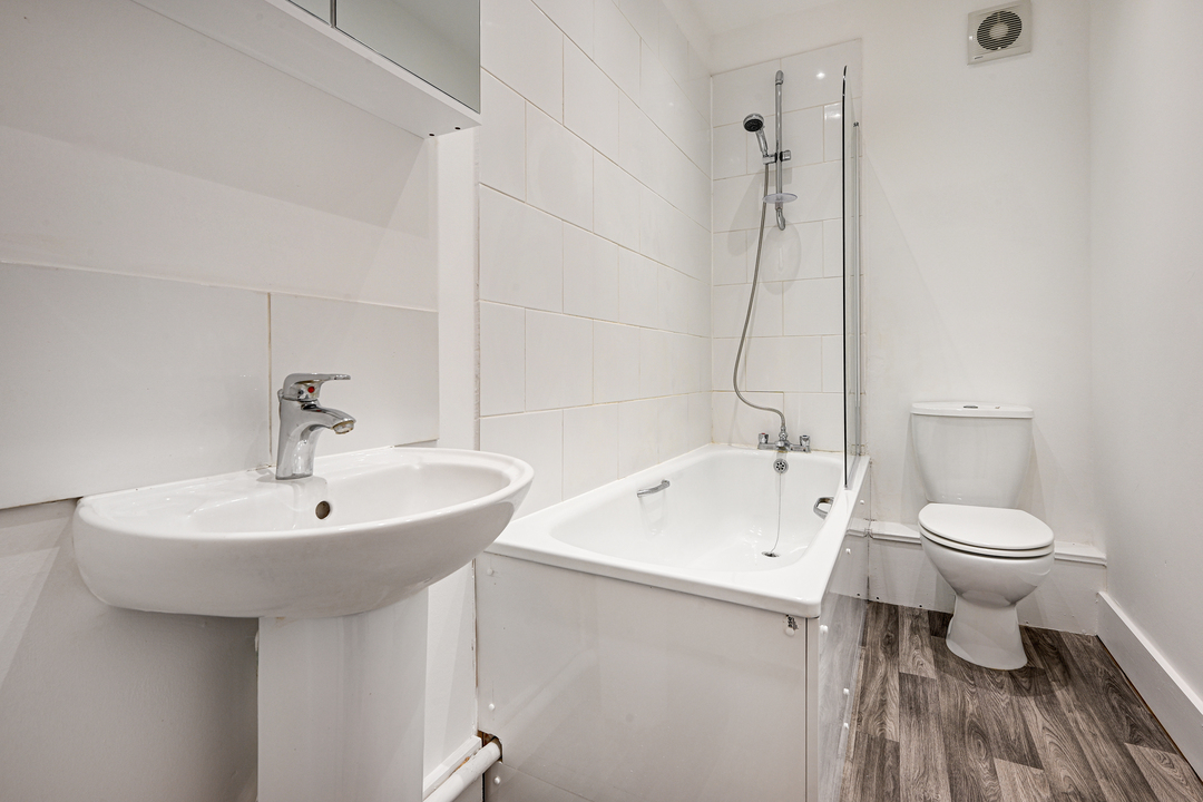 1 bed apartment for sale in The Avenue, Ealing  - Property Image 3