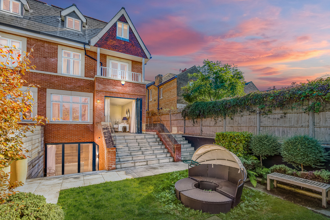 5 bed semi-detached house for sale in 83A The Avenue, London - Property Image 1