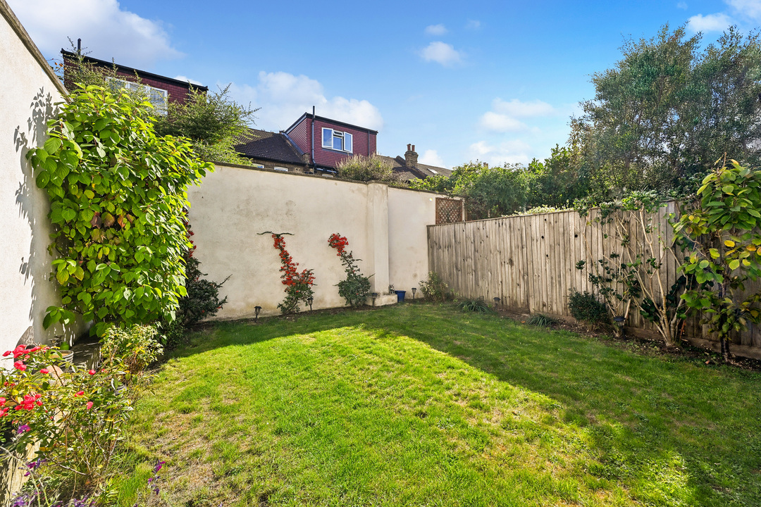 4 bed terraced house for sale in Northfield Road, Ealing  - Property Image 17