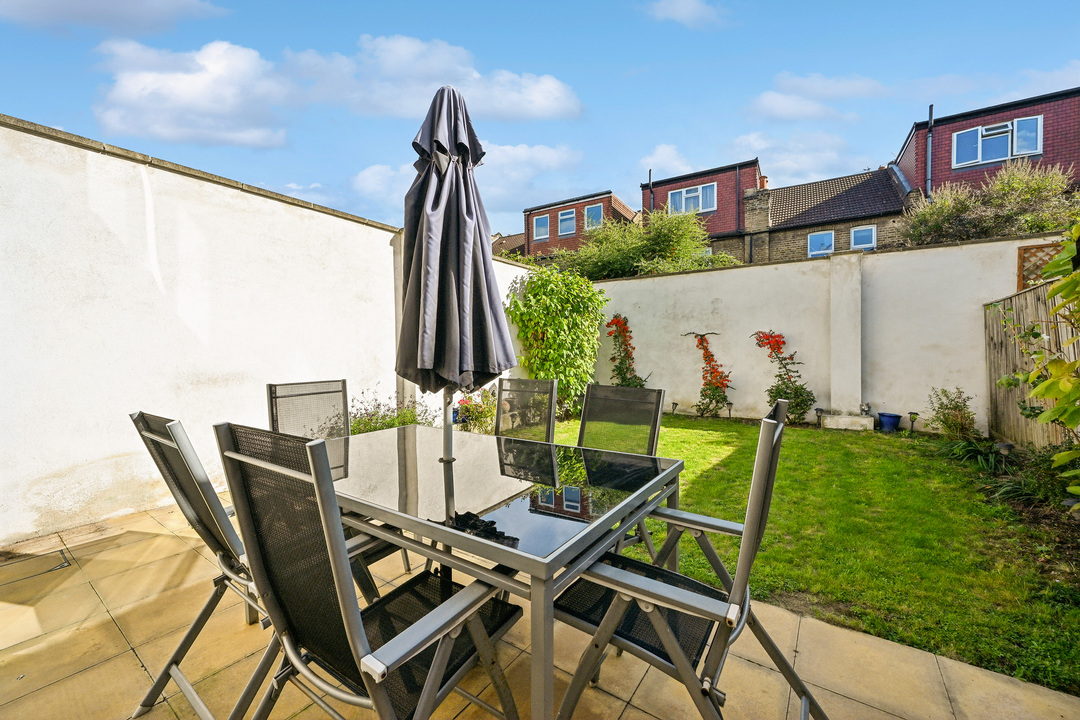 4 bed terraced house for sale in Northfield Road, Ealing  - Property Image 15