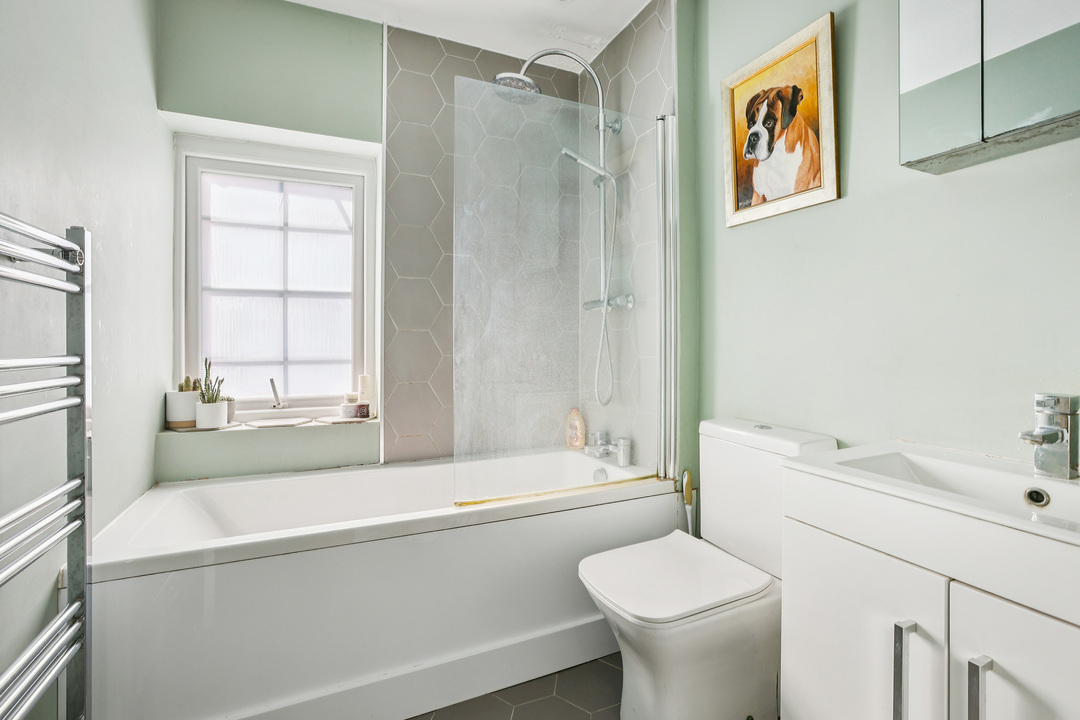 3 bed house for sale in Yeomans Mews, Isleworth  - Property Image 16
