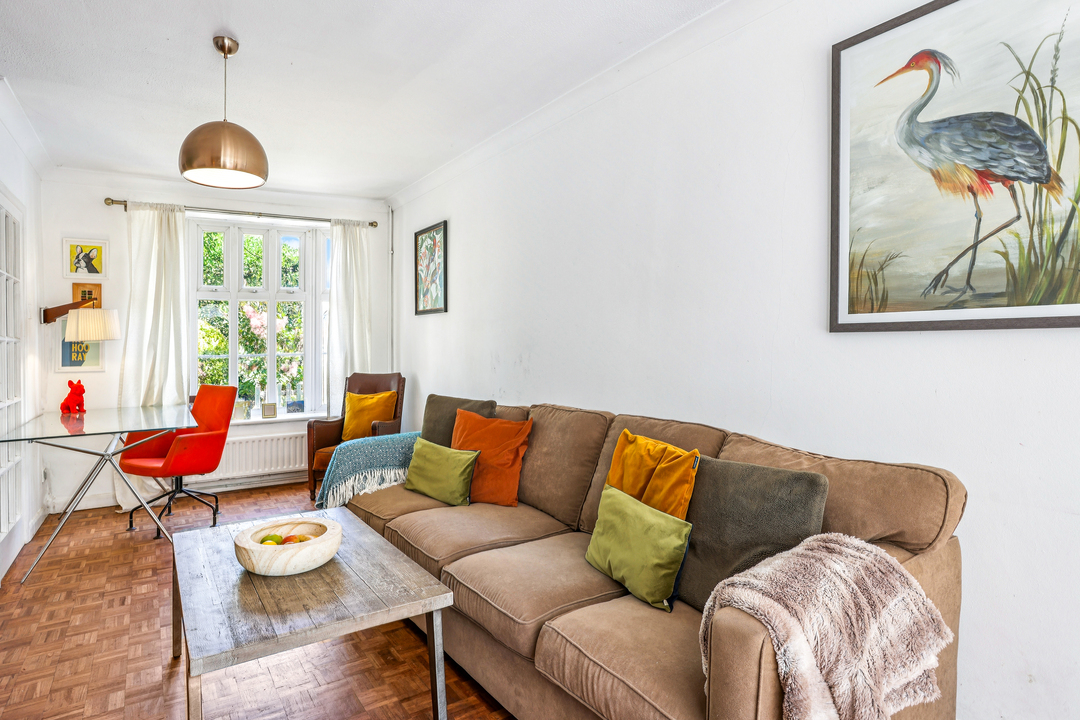 3 bed house for sale in Yeomans Mews, Isleworth  - Property Image 5