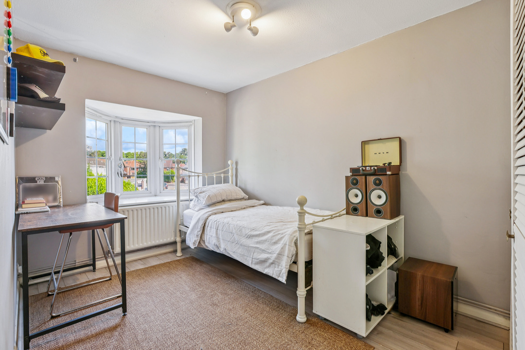 3 bed house for sale in Yeomans Mews, Isleworth  - Property Image 17