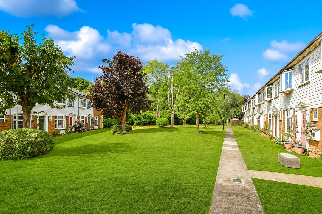 3 bed house for sale in Yeomans Mews, Isleworth  - Property Image 19
