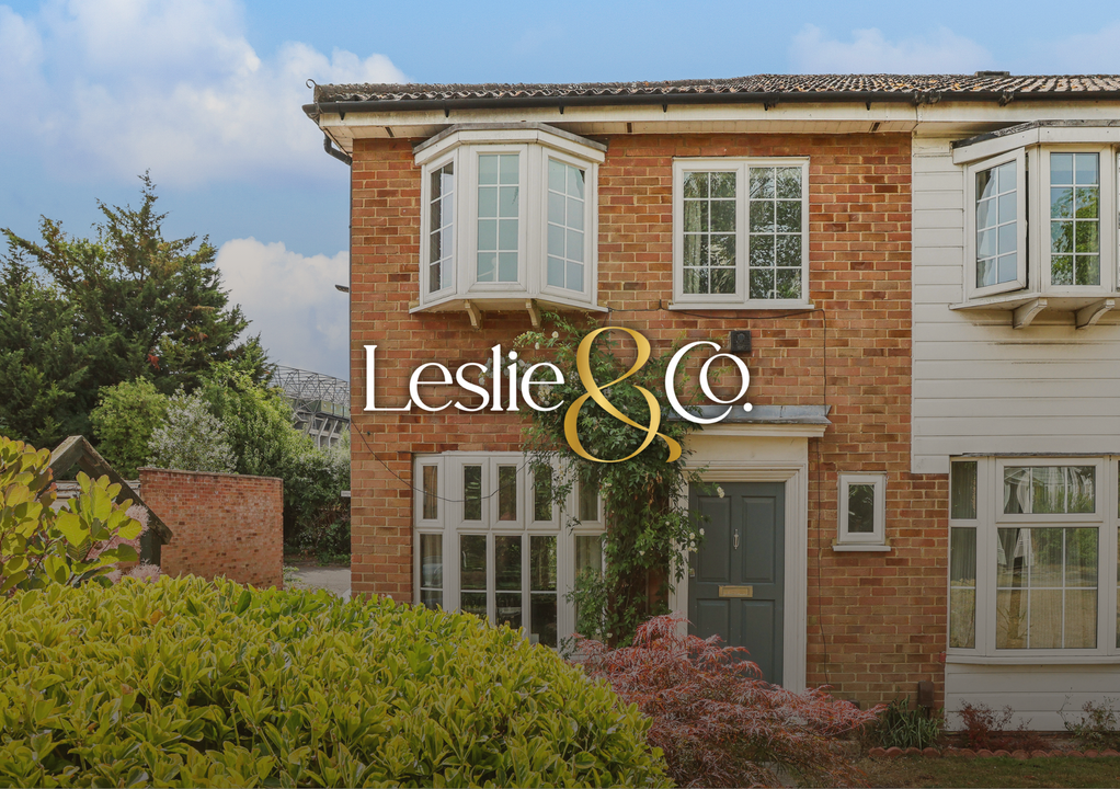 3 bed house for sale in Yeomans Mews, Isleworth, TW7