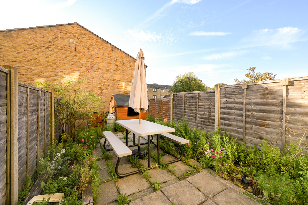 3 bed terraced house to rent in North Road, Ealing  - Property Image 8