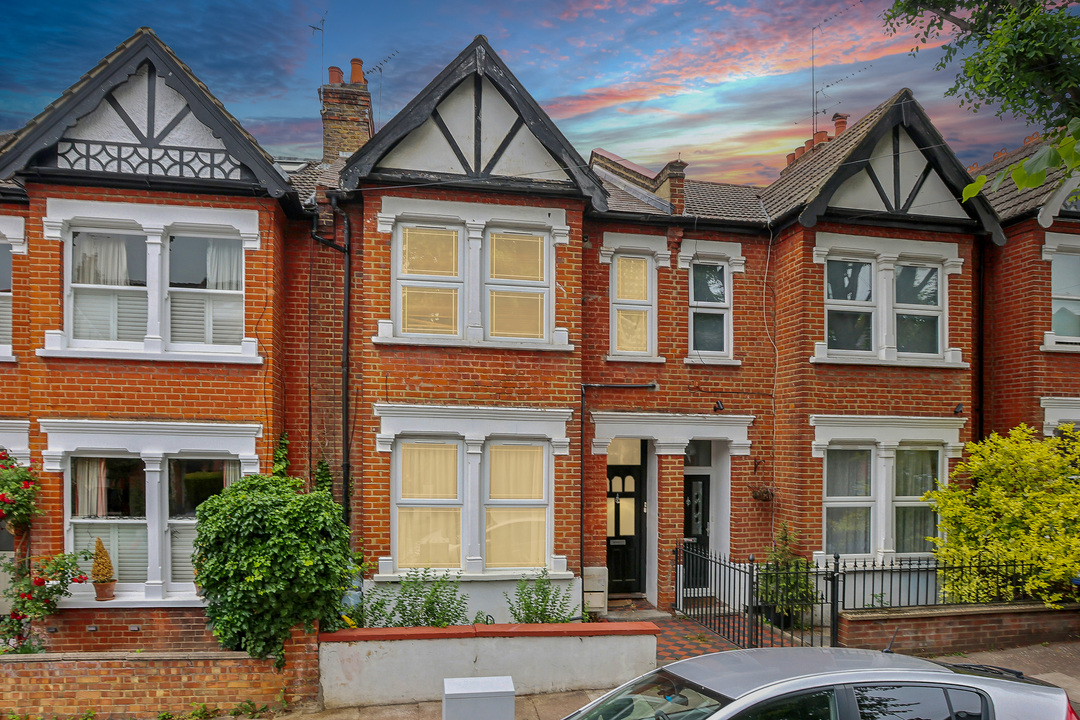 2 bed apartment for sale in Lawn Gardens, London  - Property Image 11