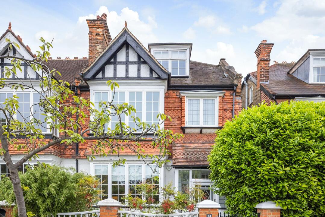 6 bed semi-detached house for sale in Amherst Road, Ealing  - Property Image 5