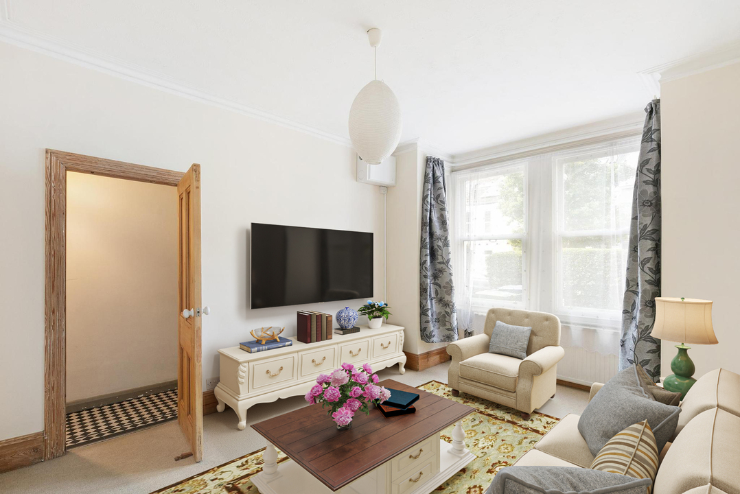 1 bed apartment for sale in Drayton Grove, Ealing, London, W13 1