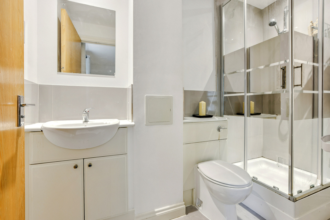 2 bed apartment for sale in Primrose Place, Isleworth  - Property Image 12