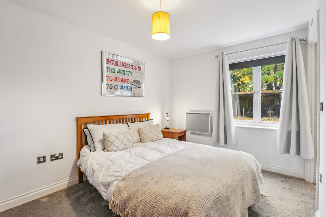 2 bed apartment for sale in Primrose Place, Isleworth  - Property Image 11
