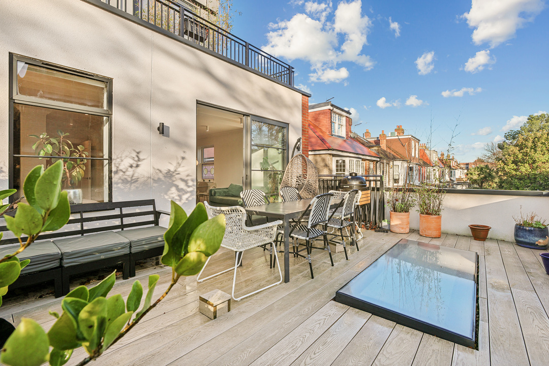 2 bed apartment for sale in West Lodge Avenue, Ealing Common, London, W3  - Property Image 3