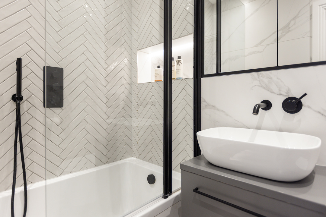 2 bed apartment for sale in West Lodge Avenue, Ealing Common, London, W3  - Property Image 12