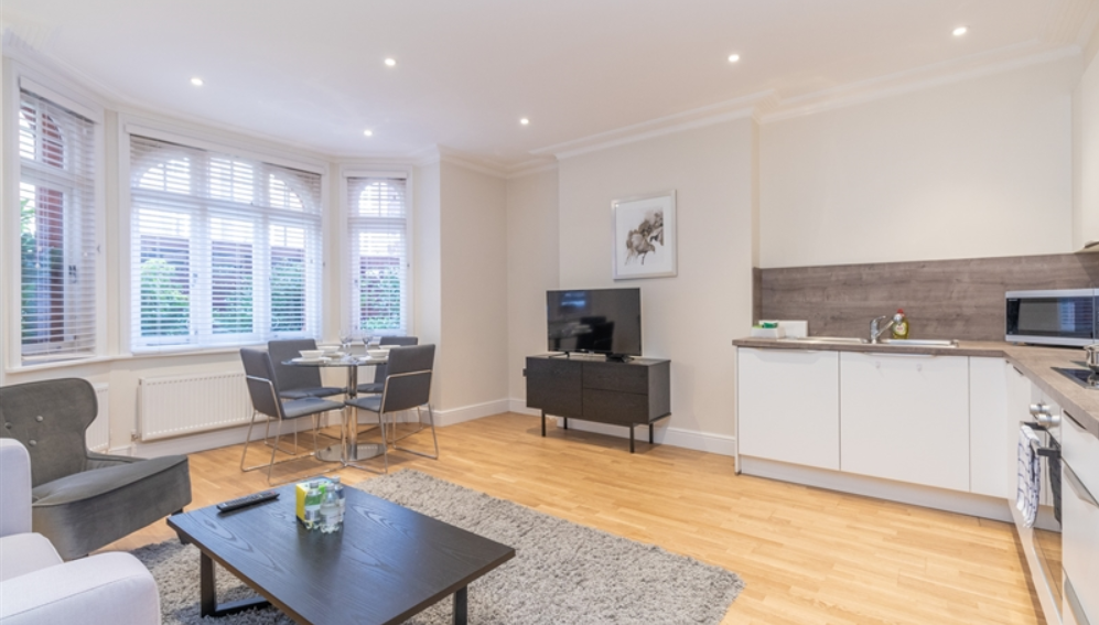 2 bed apartment to rent in Hamlet Gardens, London  - Property Image 3