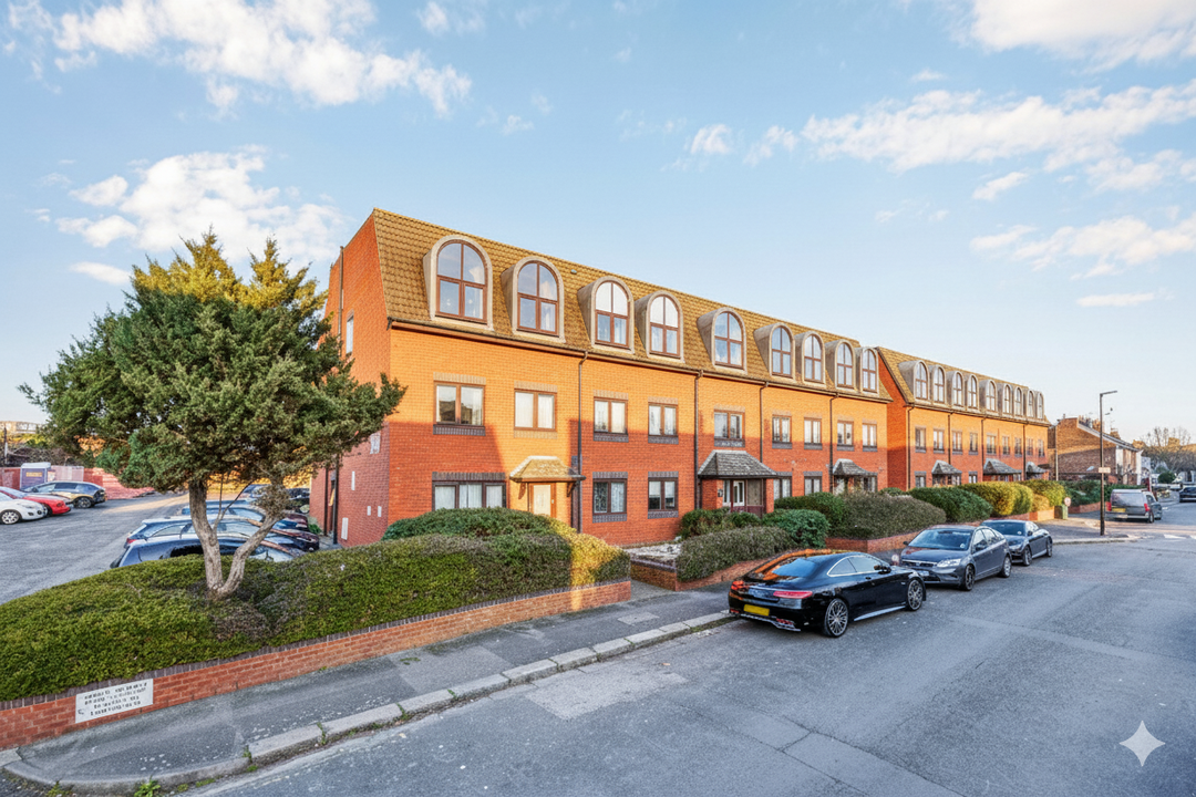 1 bed apartment to rent in Brook, Brentford  - Property Image 5