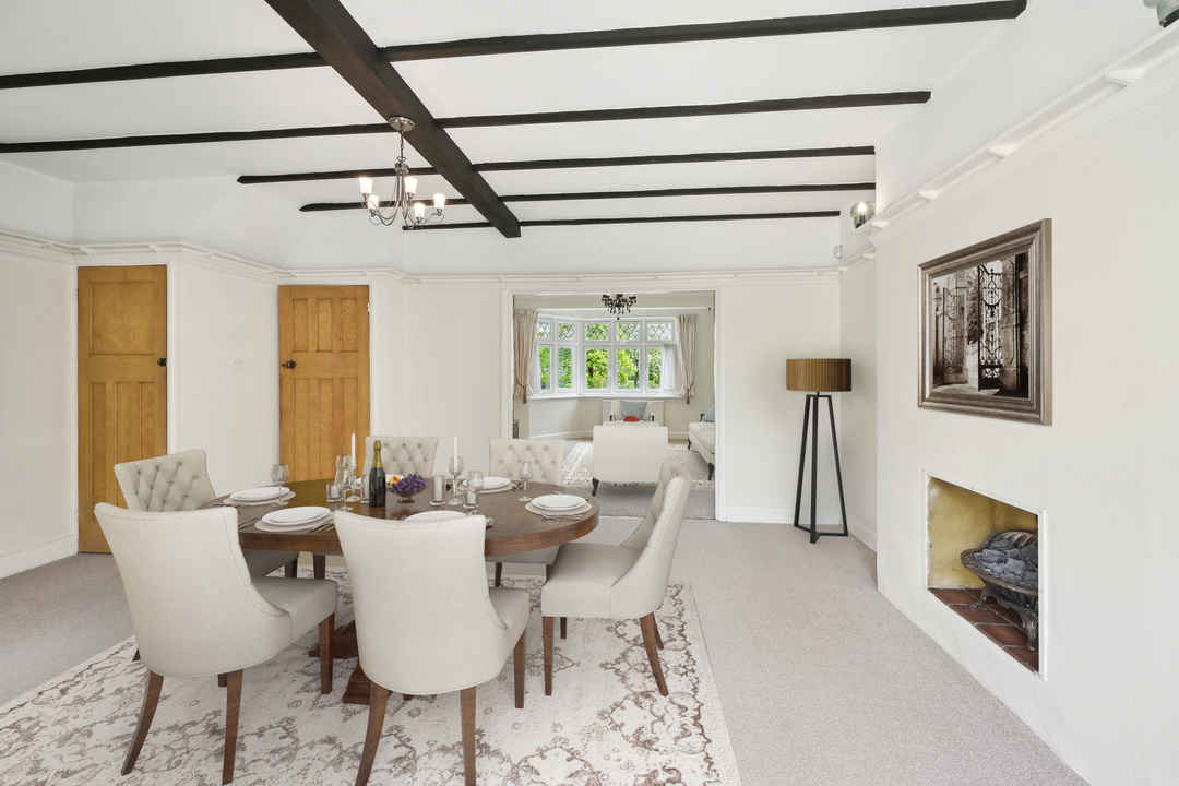 3 bed end of terrace house for sale in Princes Gardens, Acton  - Property Image 8