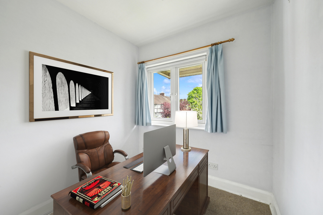 3 bed end of terrace house for sale in Princes Gardens, Acton 9