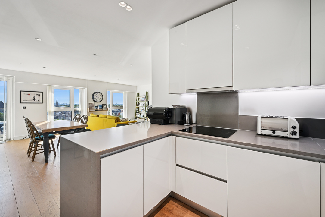 2 bed apartment to rent in Vista House, Dickens Yard, Longfield Avenue, London, Ealing, W5 1