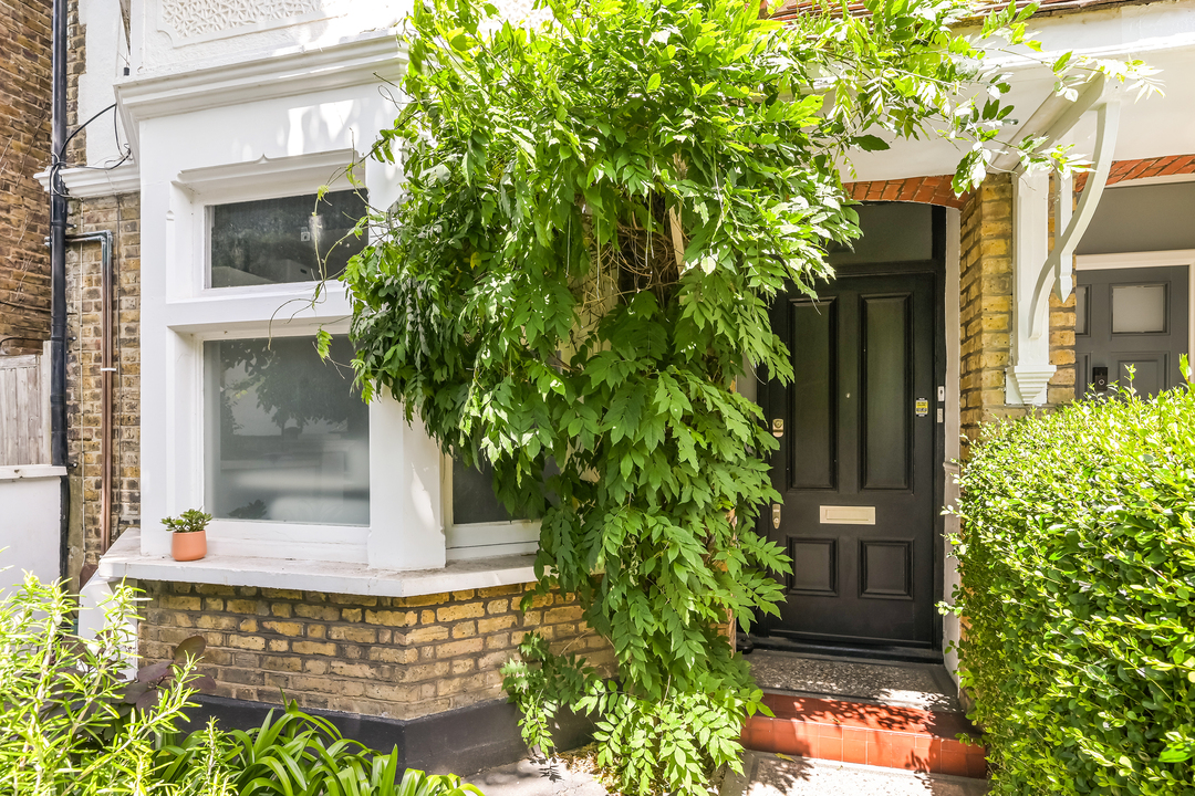 2 bed apartment to rent in Airedale Road, Ealing  - Property Image 7