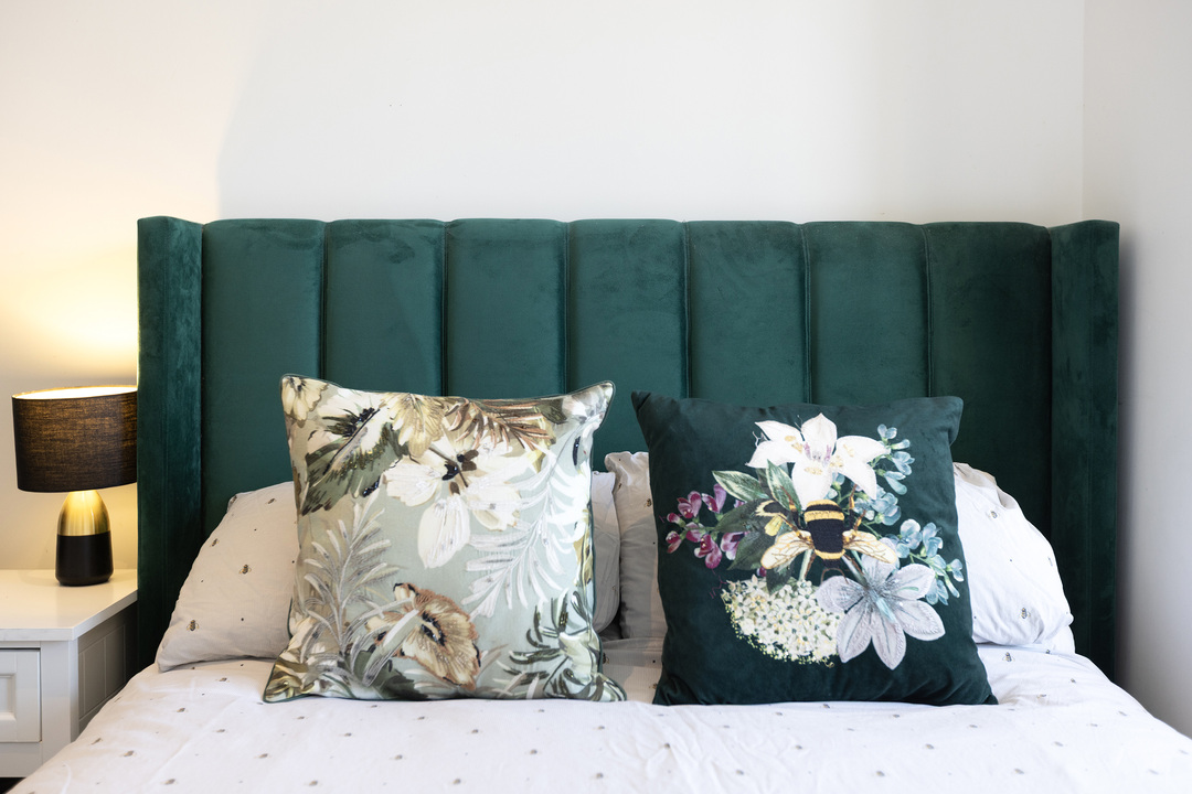 1 bed apartment for sale in Myers Court, Brentford, Greater London, TW8 11