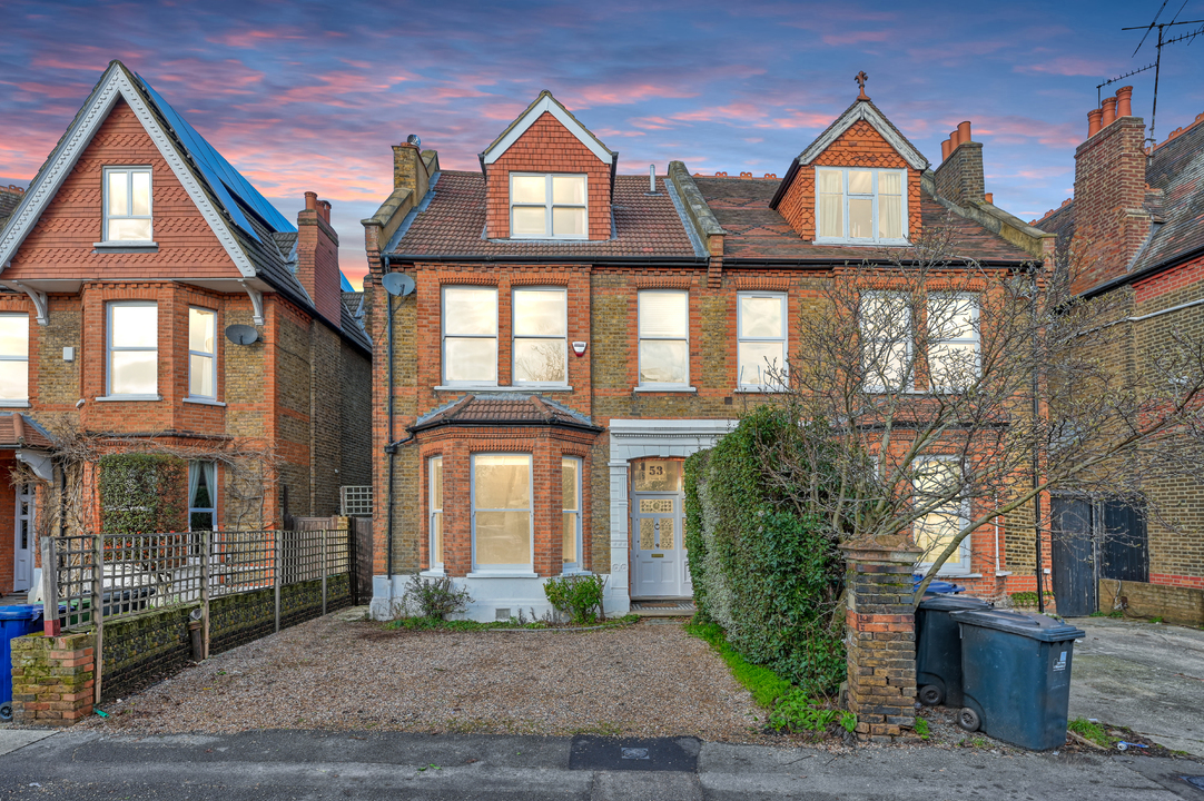 5 bed semi-detached house for sale in Warwick Road, London  - Property Image 19