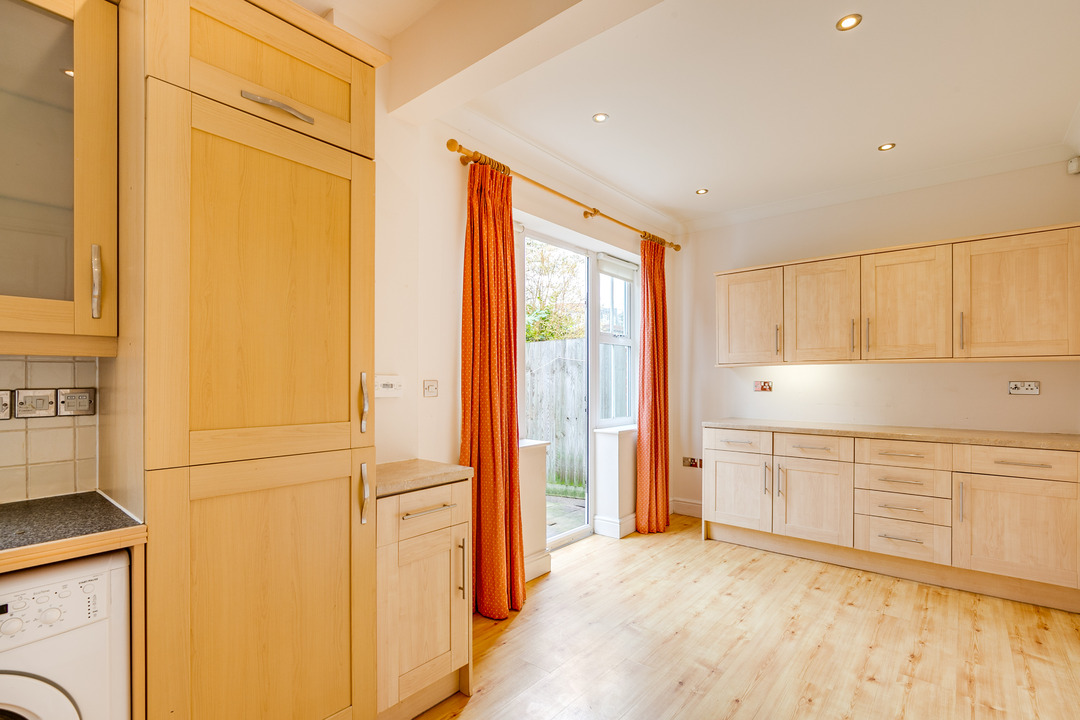 3 bed terraced house for sale in Castlebar Park, London  - Property Image 15