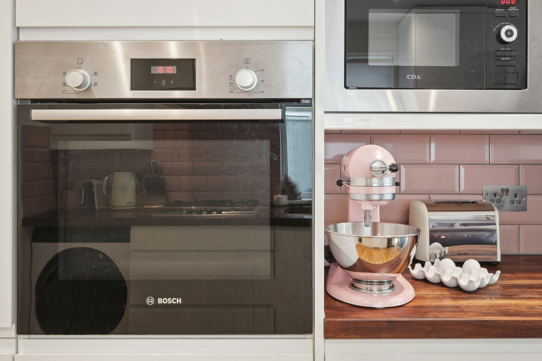 1 bed apartment for sale in Eccleston Road, Ealing 6