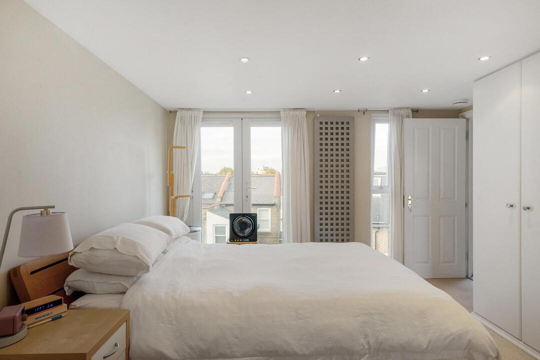 3 bed terraced house for sale in Balfour Road, Ealing 4