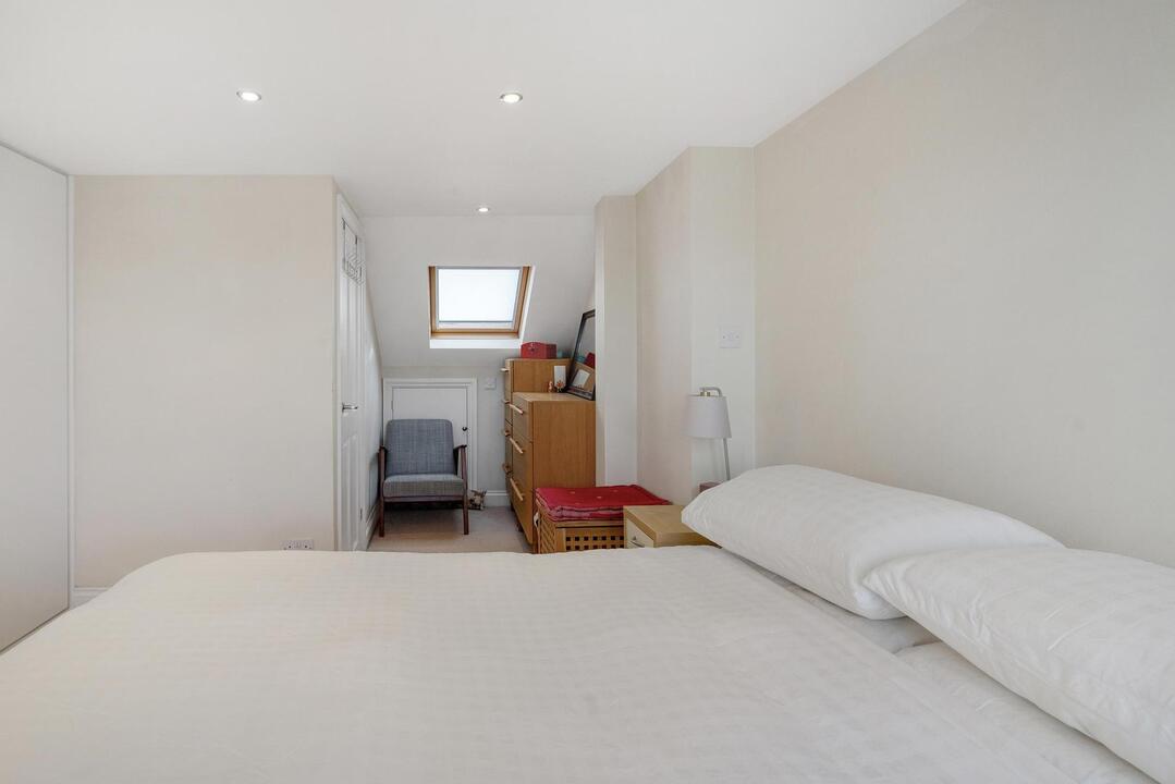 3 bed terraced house for sale in Balfour Road, Ealing 5