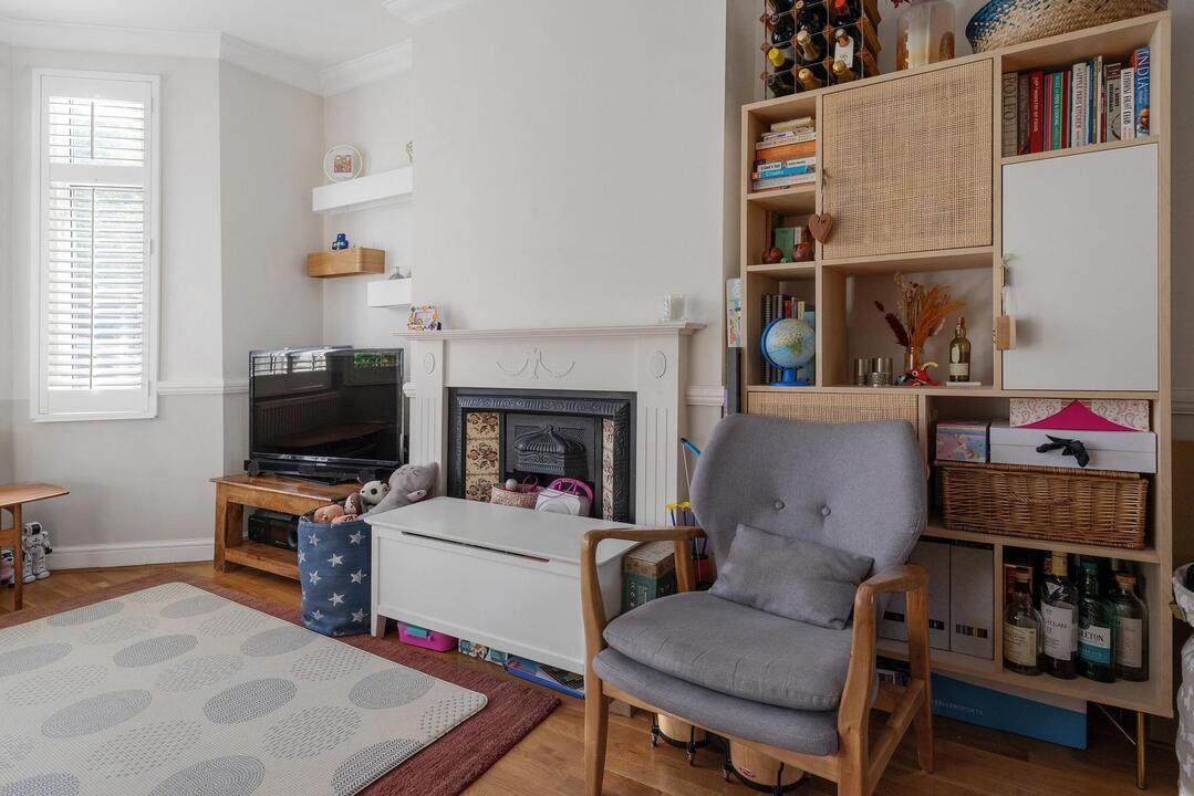 3 bed terraced house for sale in Balfour Road, Ealing 15