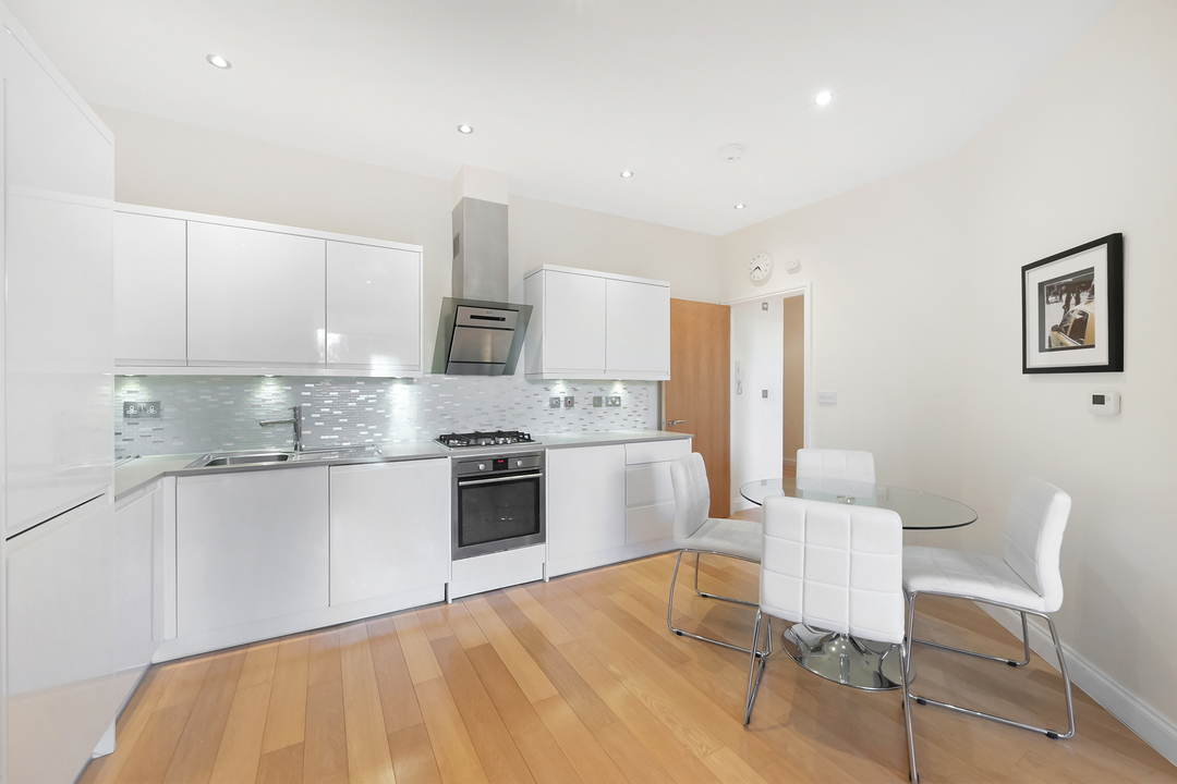 2 bed apartment for sale in 28 Castlebar Park, London  - Property Image 12
