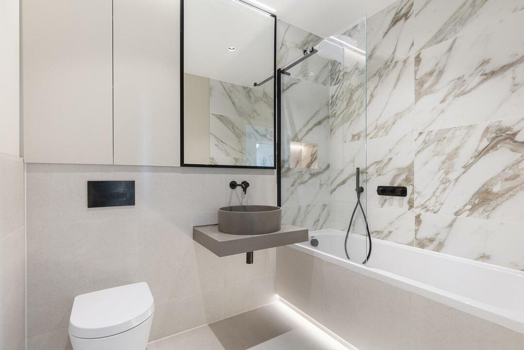 3 bed apartment for sale in Ivy Gardens, Inglis Road, Ealing, London, W5 17