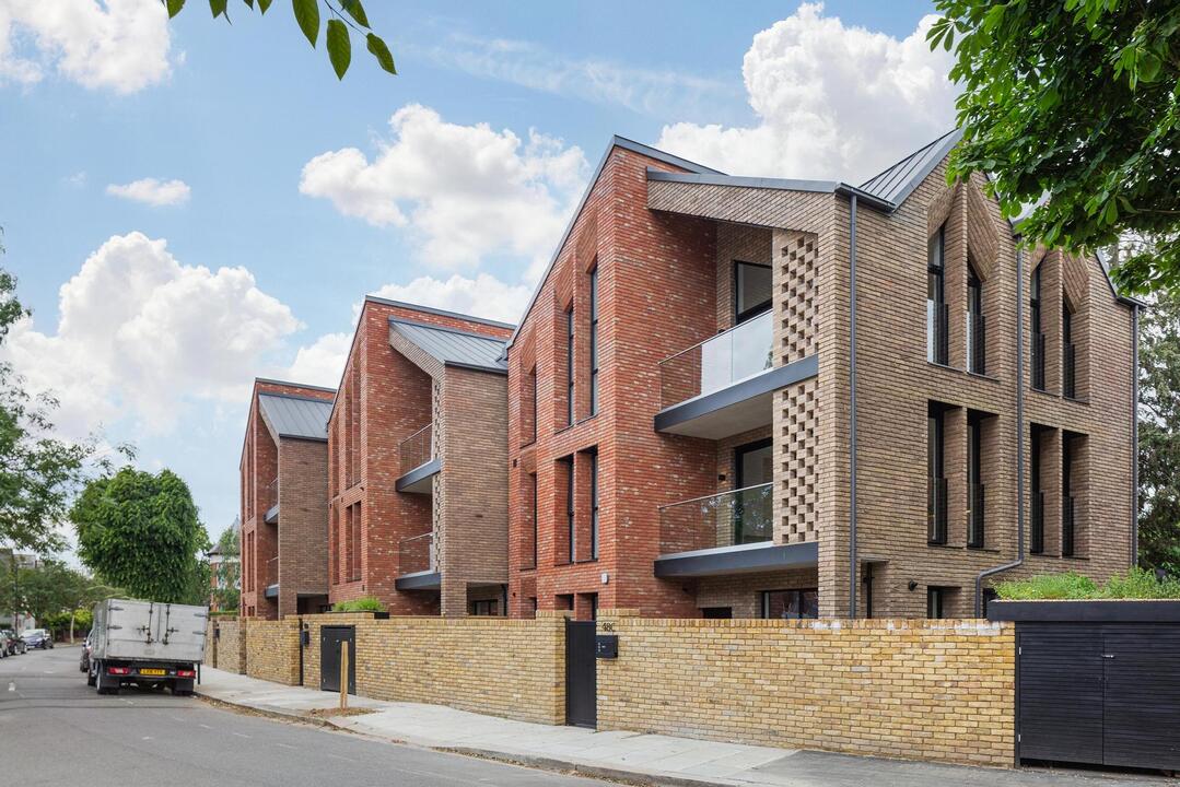 3 bed apartment for sale in Ivy Gardens, Inglis Road, Ealing, London, W5 14