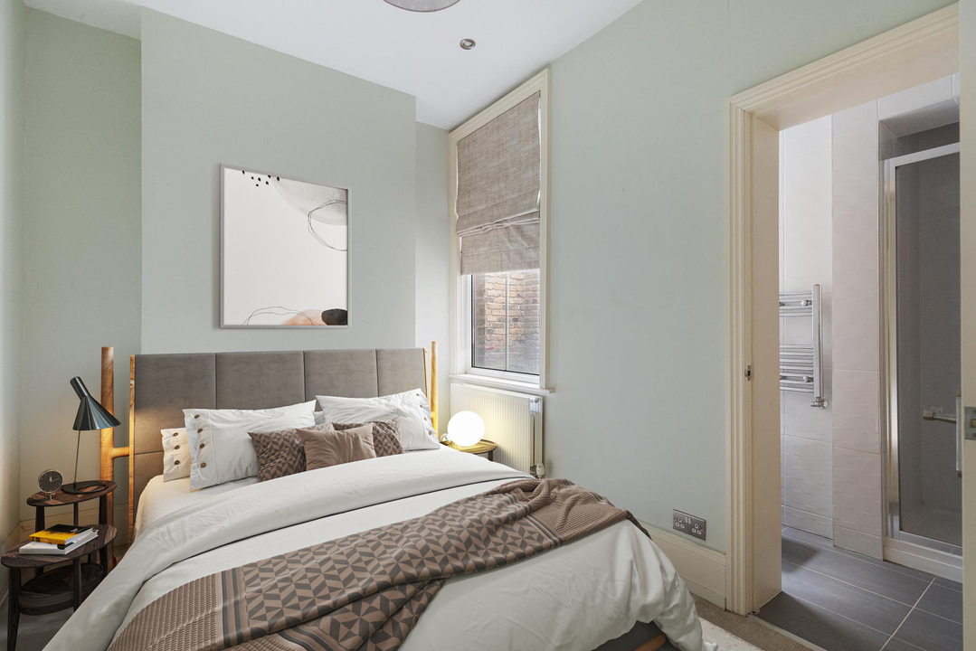 2 bed apartment for sale in Northcote Avenue, London 17