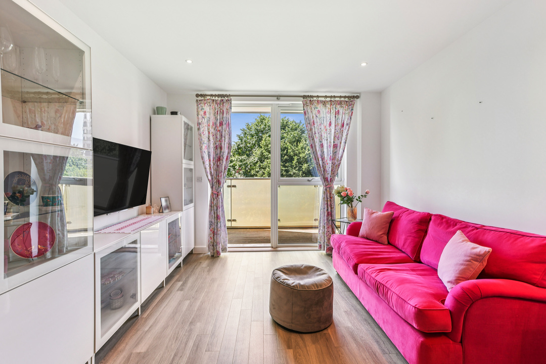 2 bed apartment to rent in Avenue Road, Acton  - Property Image 6
