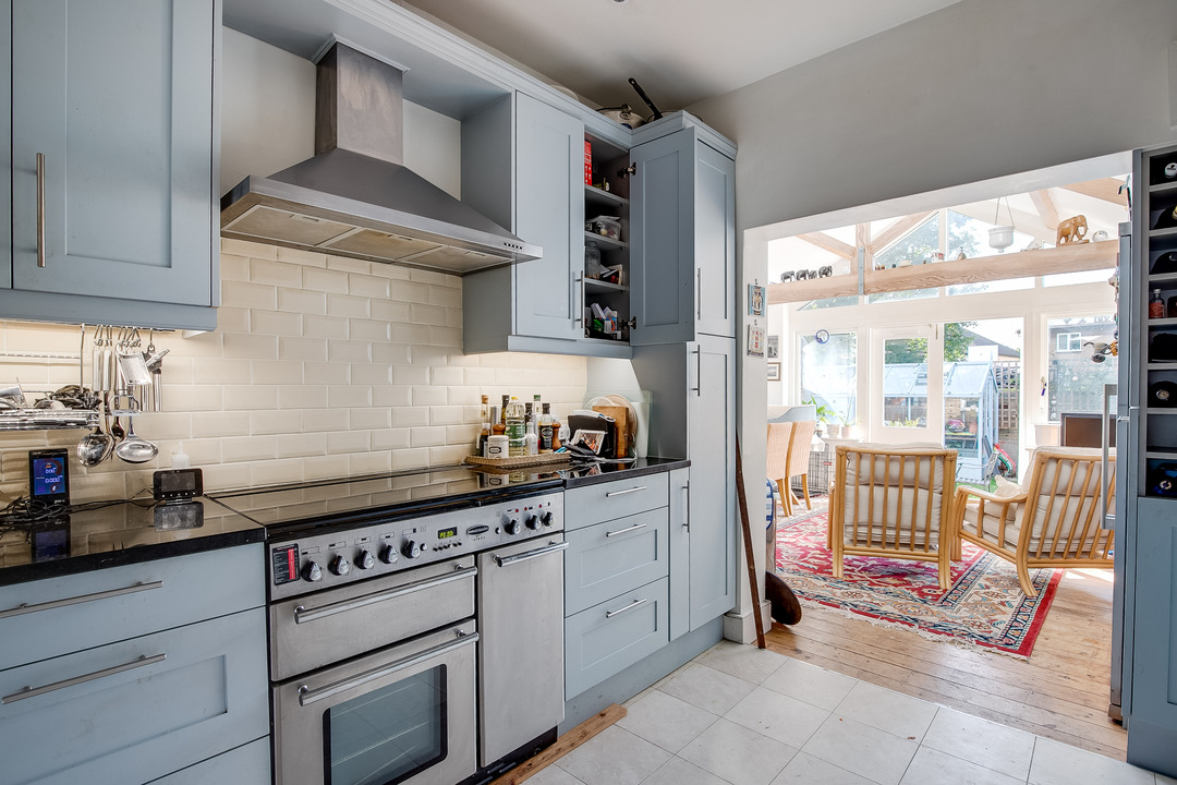 4 bed semi-detached house for sale in Kingsley Avenue, London  - Property Image 18