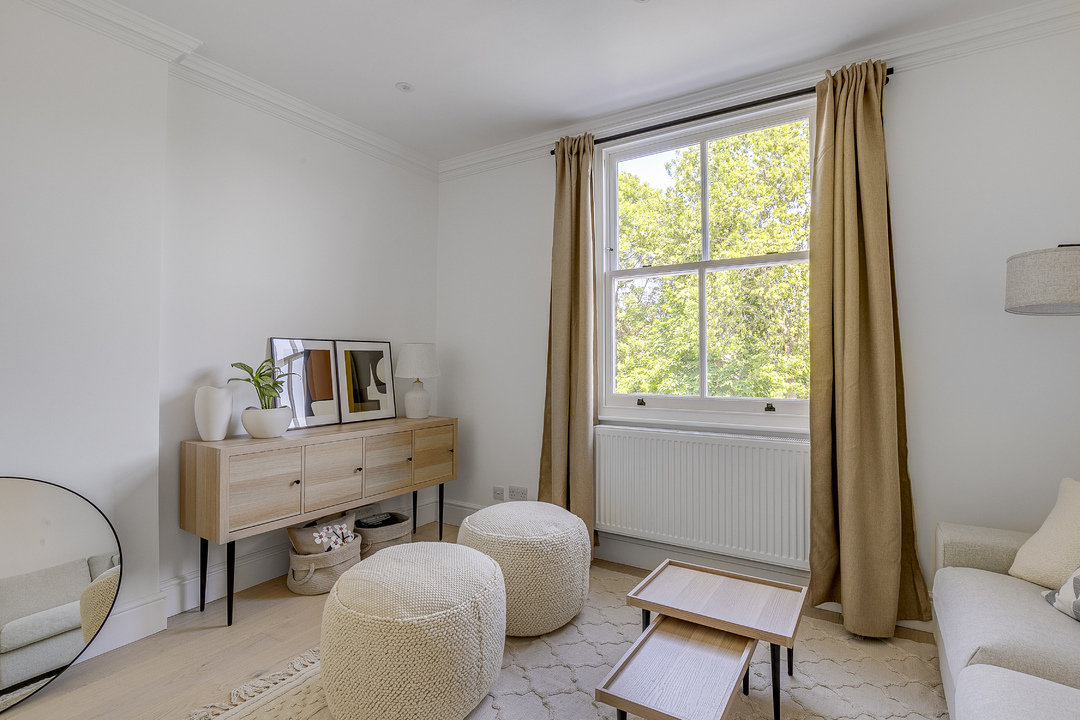 1 bed apartment for sale in Denbigh Road, London  - Property Image 4