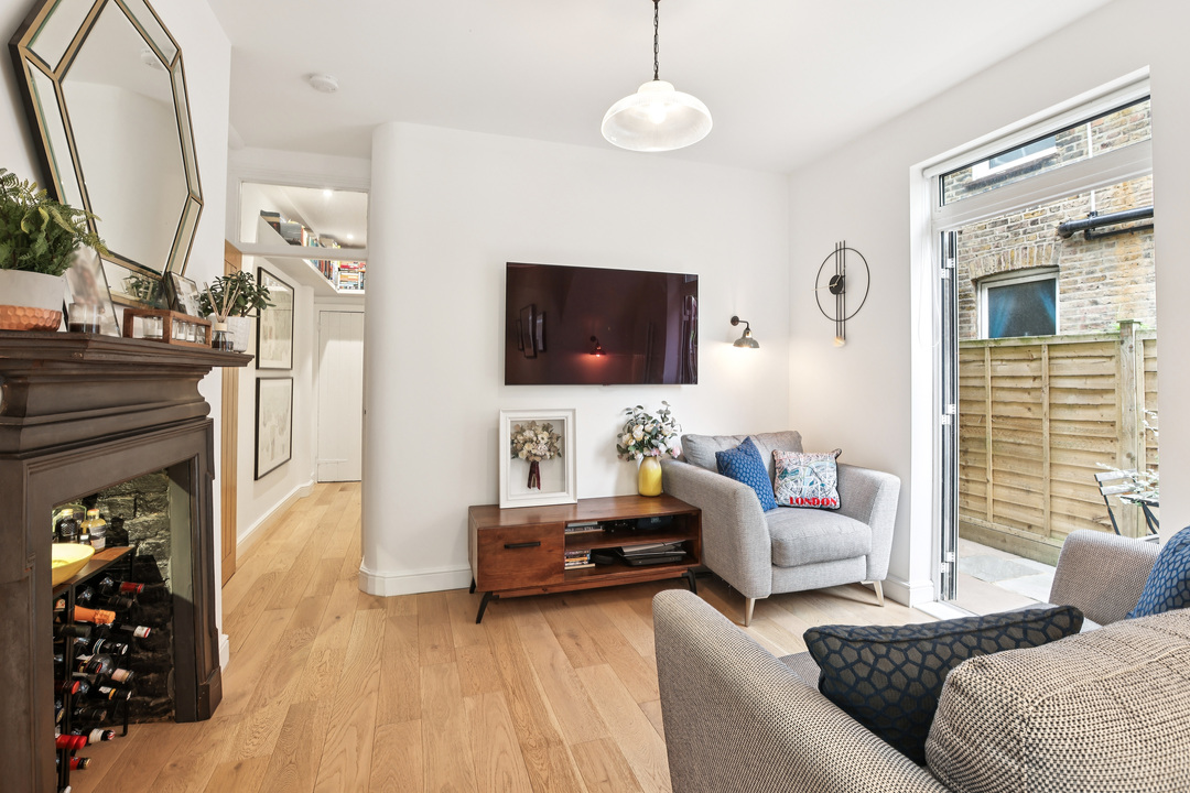 2 bed apartment for sale in Seaford Road, Ealing, London, W13 11