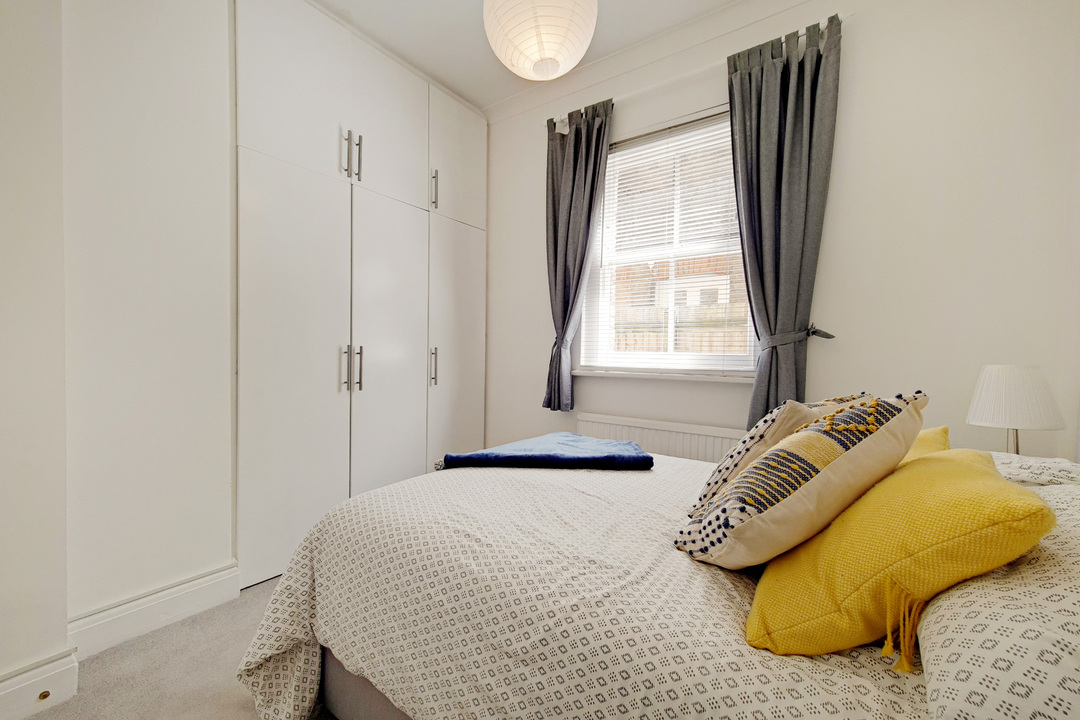 2 bed apartment for sale in 6 Kerrison Road, London  - Property Image 7