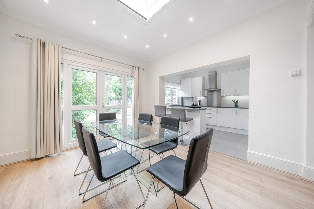 6 bed semi-detached house for sale in Gloucester Road, Ealing  - Property Image 2