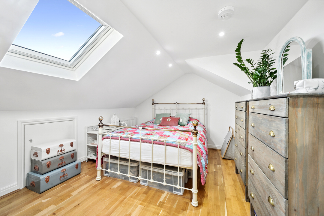 1 bed apartment for sale in Hastings Road, Ealing, London, W13 7