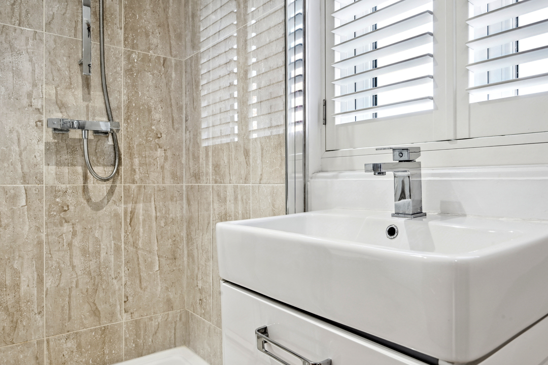 1 bed apartment for sale in Hastings Road, Ealing, London, W13 9