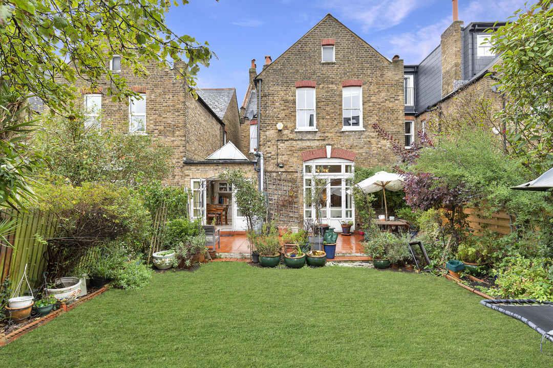 5 bed detached house for sale in Argyle Road, Ealing  - Property Image 11