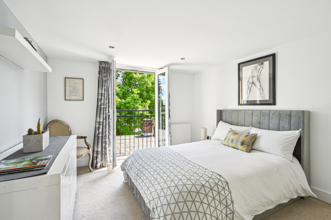3 bed maisonette for sale in Carlyle Road, Ealing  - Property Image 15