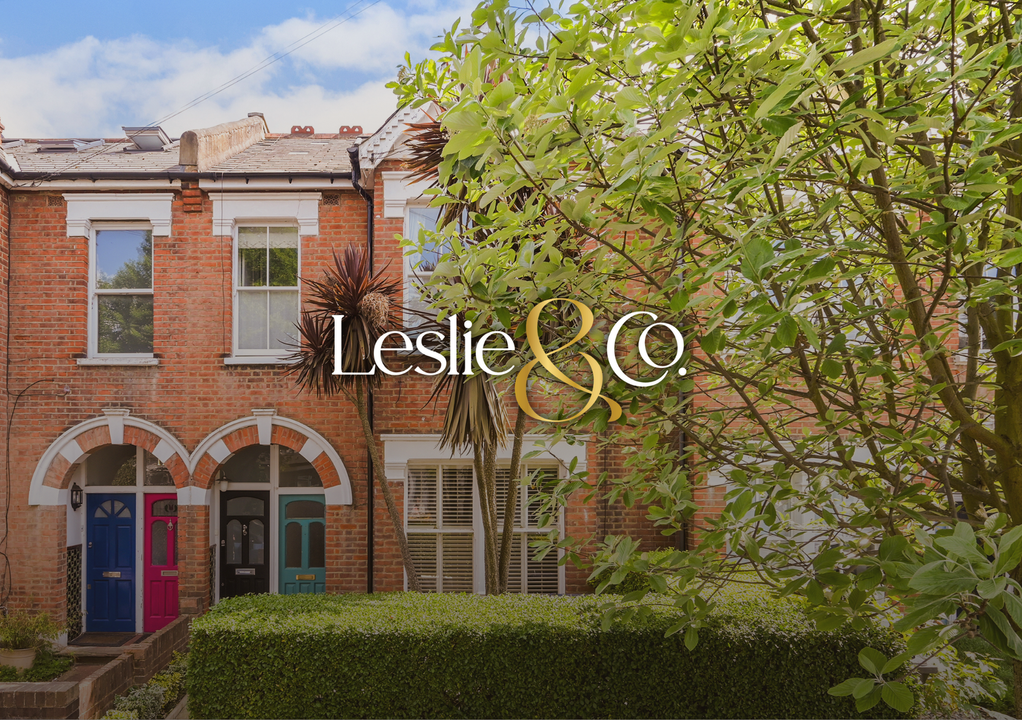 3 bed maisonette for sale in Carlyle Road, Ealing, London, W5