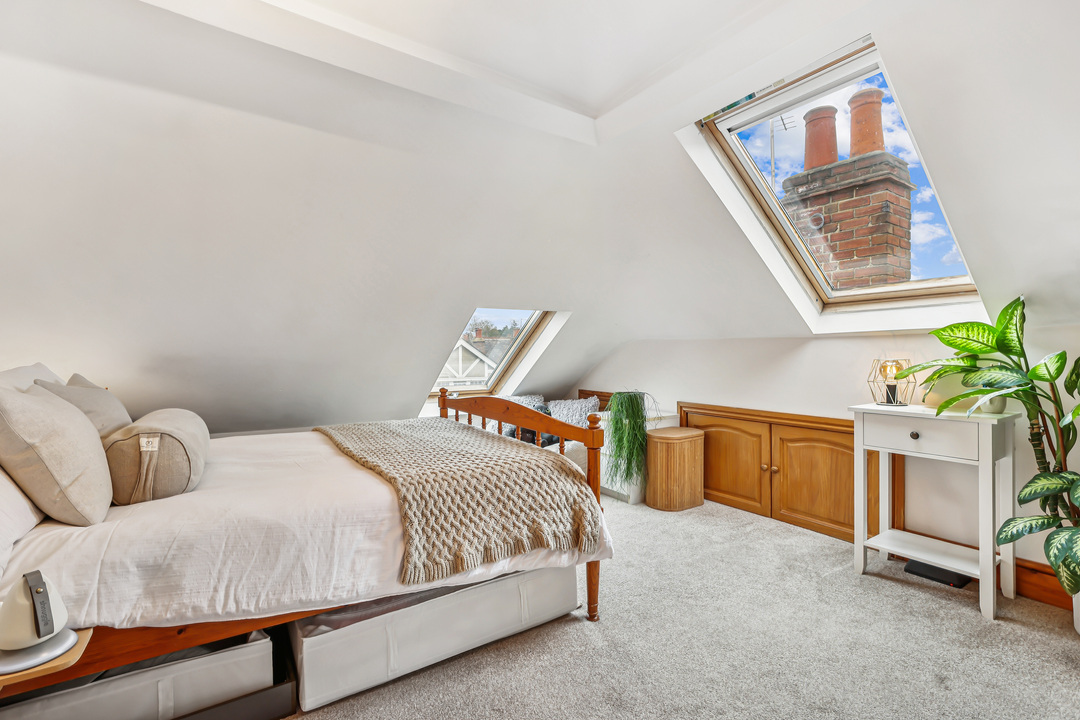 2 bed apartment for sale in Balfour Avenue, Hanwell ,London, W7  - Property Image 19