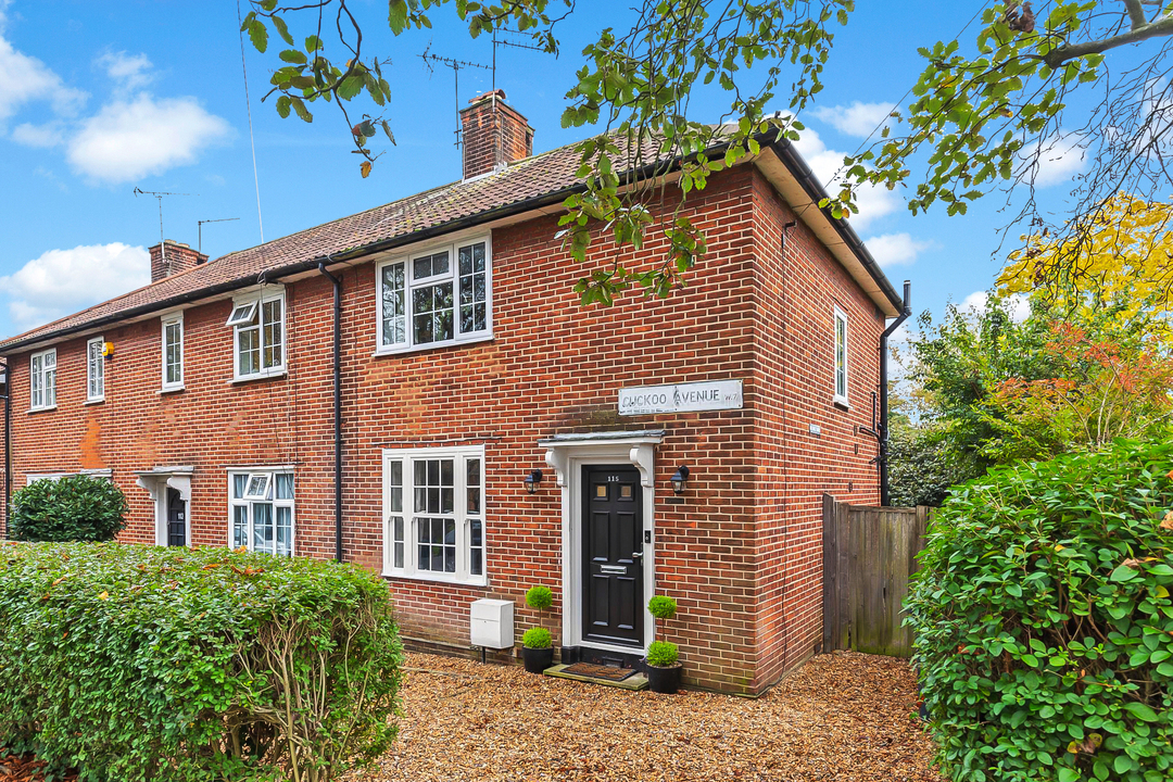 2 bed terraced house for sale in Cuckoo Avenue, Hanwell  - Property Image 2